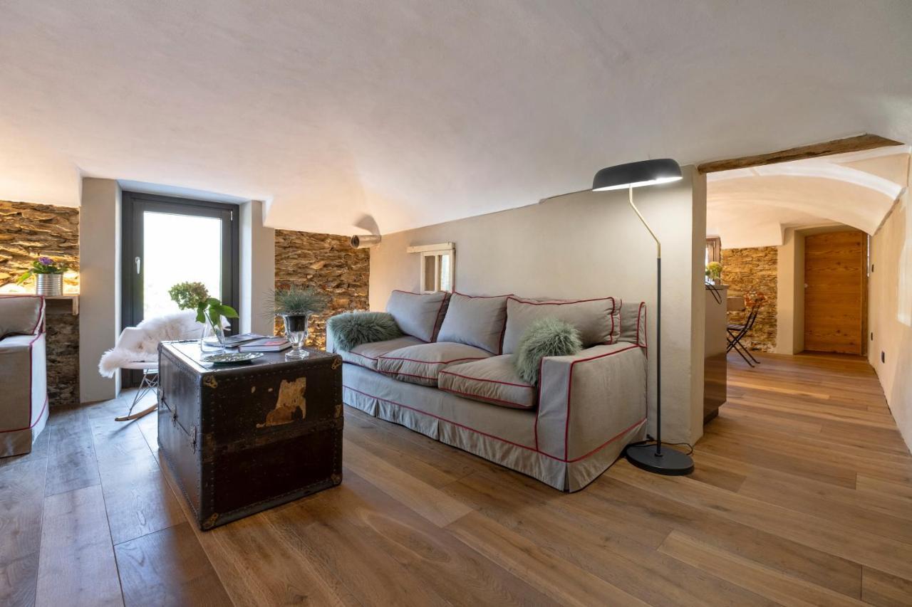 Castelnuovo Nigra L'Ozio Creativo B&B 외부 사진